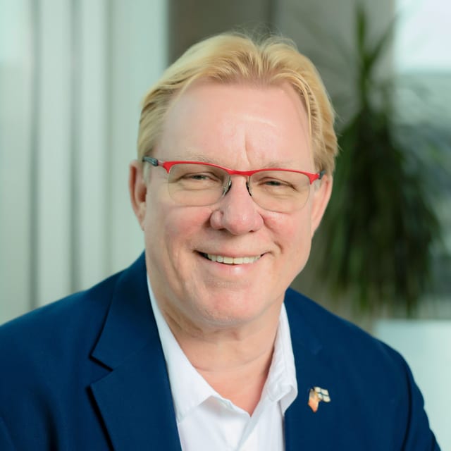 Harri Salomaa, the author